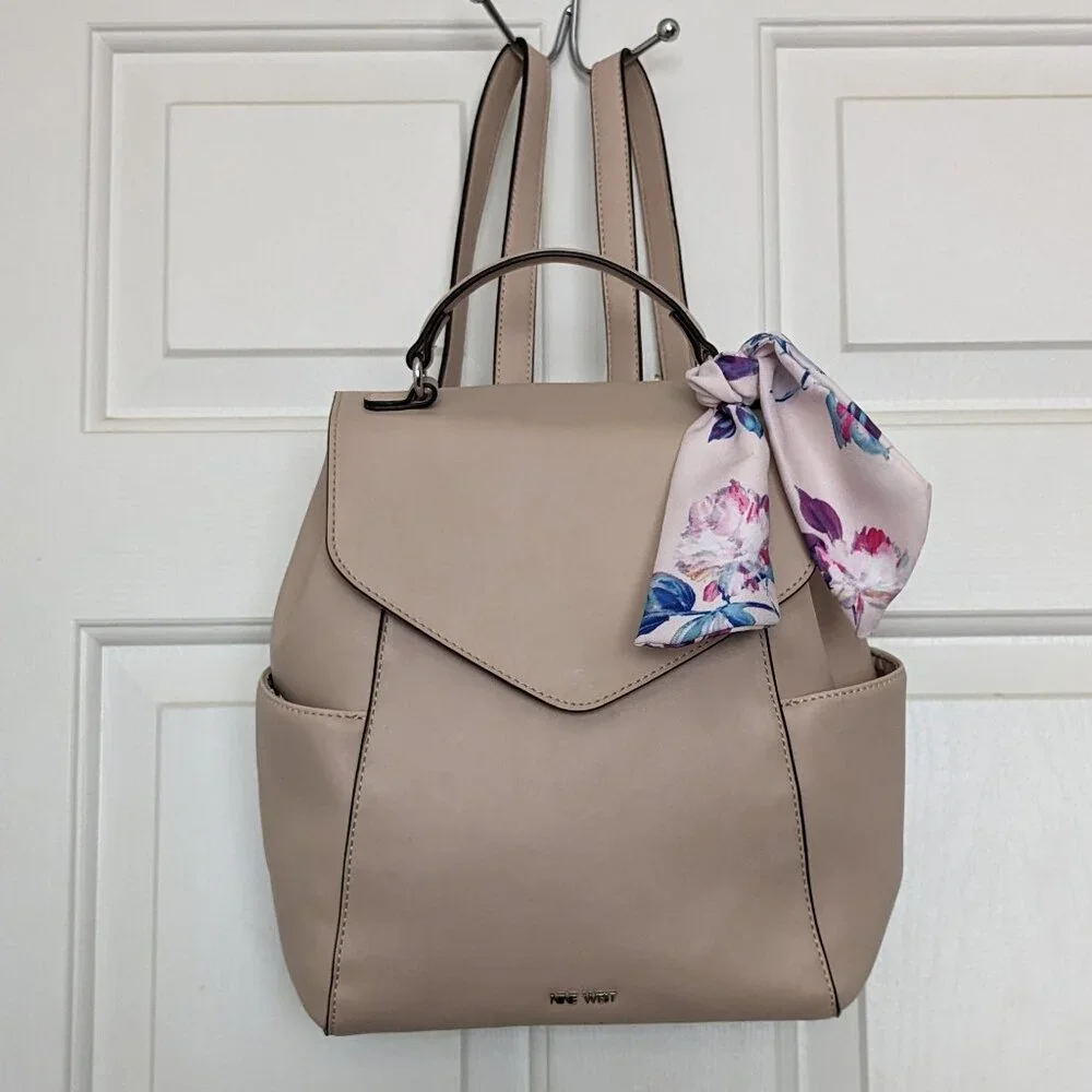Nine West Womens Saffiano Leather Backpack Satchel Lined Pockets Cute Bag